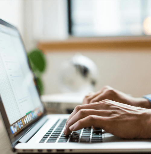 Kwantix Ai ilustração da equipa de apoio